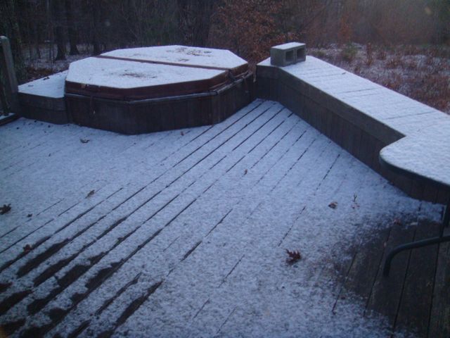 hot tub in winter